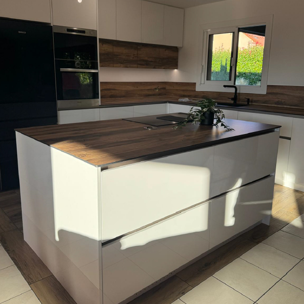 Ilot centrale d'une cuisine sur mesure